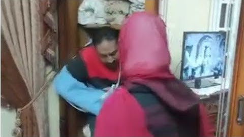 خبت جوزها في الدولاب عشان سبب غريب جداً بجد بيحصل كده في حياتنا