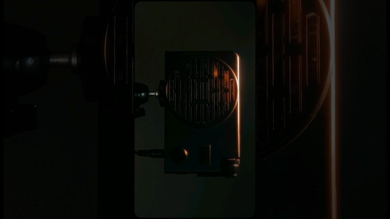 إضاءة مميزة للمصورين وصناع الأفلام والمحتوى  Colbor W100R