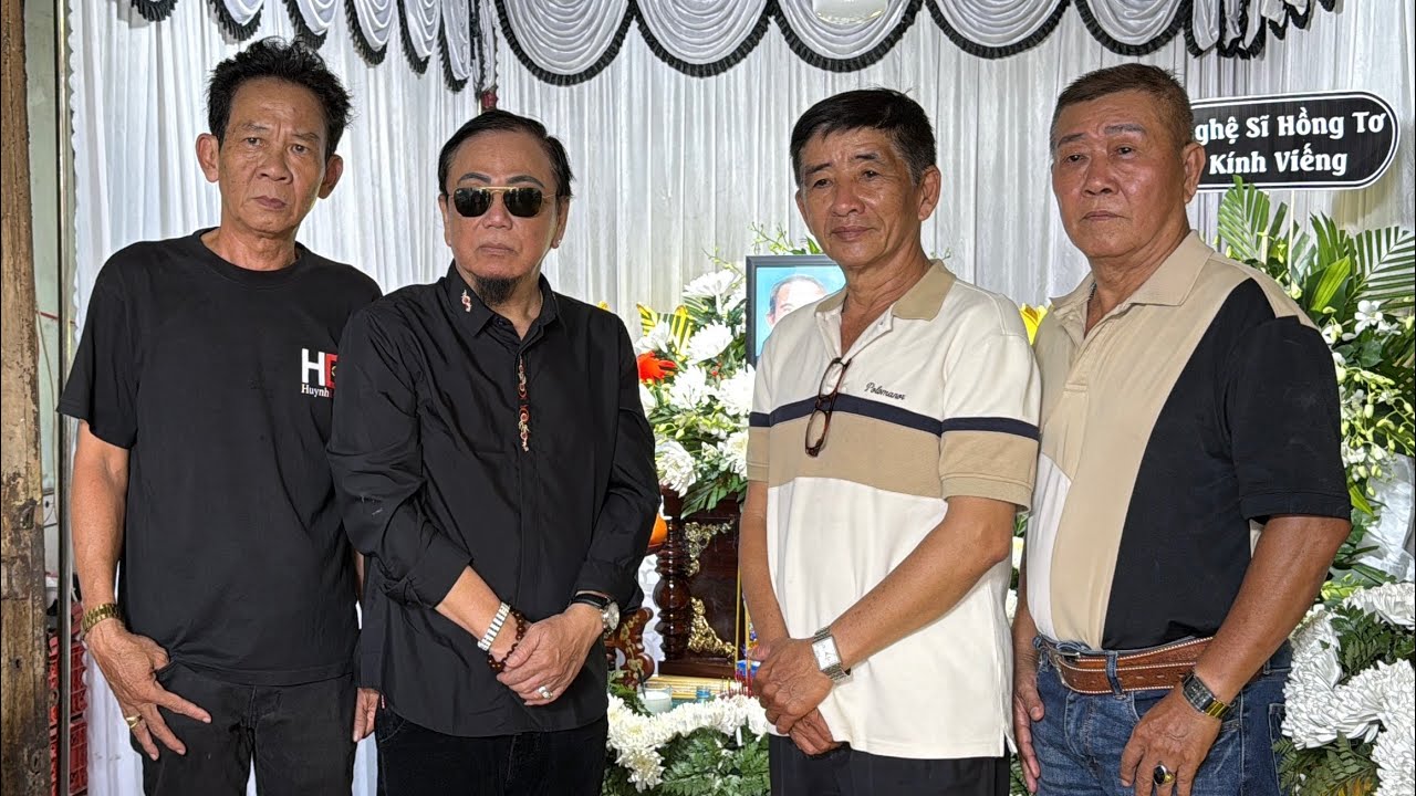 Đám Tang Anh Ruột Ns Vũ Thanh, Ns Hồng Tơ Đến Thấy Trống Kèn Bàn Ghế Người Đi Viếng Ko Có 