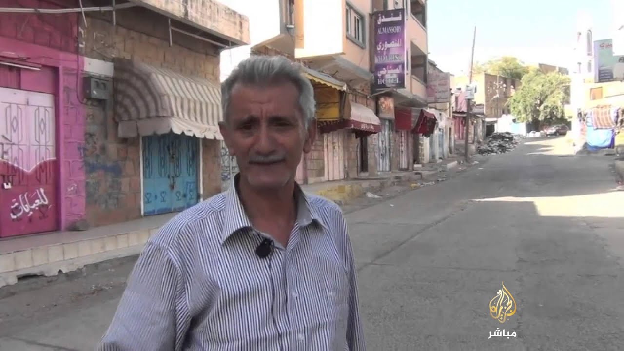 حكاية - شارع سوق الصميل وسط تعز اليمنية