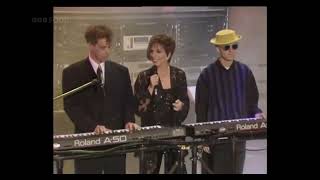 Liza Minnelli & The Pet Shop Boys  - Losing My Mind (Live 1989)