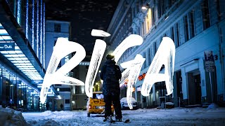 AIZ MAŠĪNAS UZ SLĒPĒM CAURI RĪGAI 4K