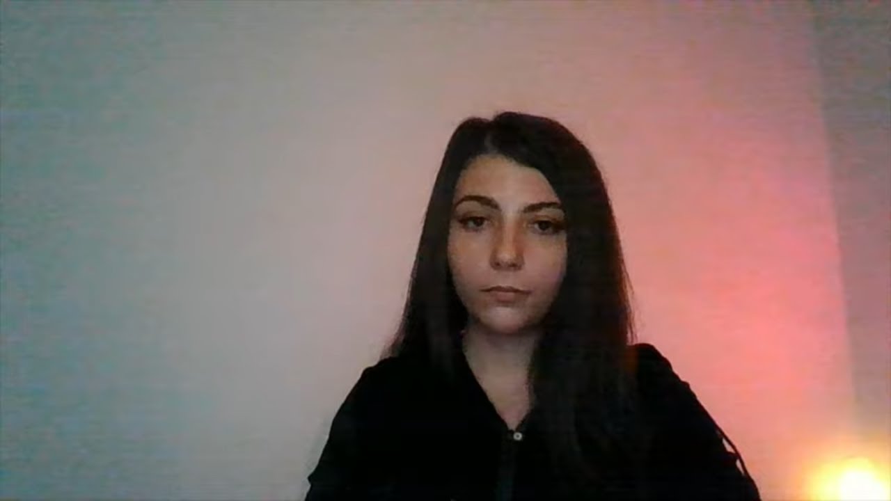 THIS PERSON KEEPS TABS ON YOU AND THEN MIRRORS YOU TO CREATE AN ILLUSION OF A SOUL CONNECTION🥴