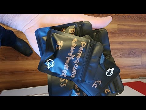 UNBOXING BEANS! TY @JohnnySummerTime