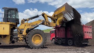 Huge Caterpillar 992G Wheel Loader Loading Trucks With One Pass - Sotiriadis/Labrianidis Mining