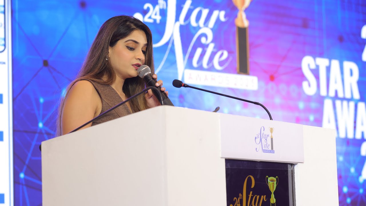 Best Anchor Ria Mittal hosting the 24th Star Nite Awards 2025 for VarIndia 
