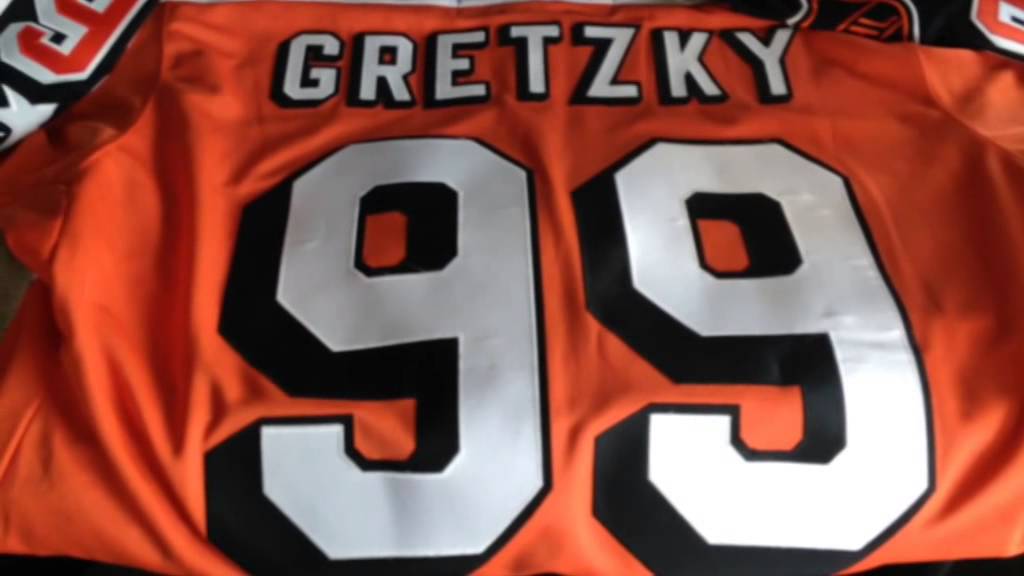 Video: How does Angela Rozier get ready for the big hockey game?