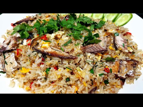 990 ข้าวผัดปลาทูพริกสด เครื่องแน่นๆ ผัดแห้งๆ หอมกลิ่นคั่วกระทะ fried rice with Mackerel