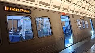 7000 Series #7412/#7203 Blue Line + #7470 W. Falls Church bound Orange Line at Capitol South