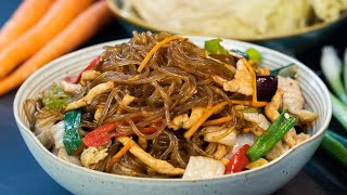 Stir Fry Vermicelli Noodles with Chicken & Napa Cabbage (酸菜鸡丝炒粉条)