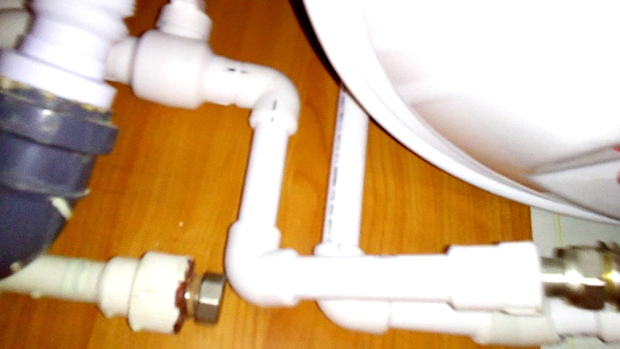 Как установить бойлер 50л под раковину - YouTube