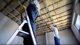 Installer un plafond suspendu PlaGyp D