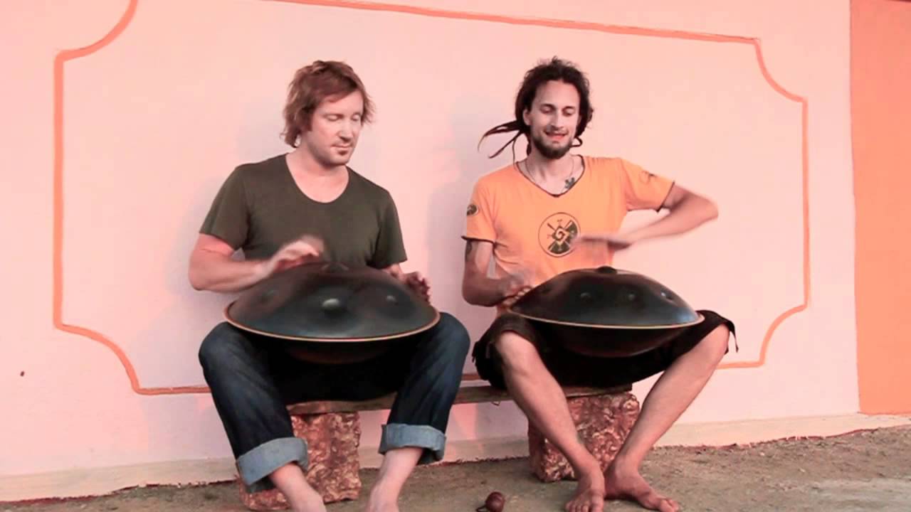 probabilidad densidad Impresionismo The Hang Drum Project - James & Daniel in Arambol. - YouTube