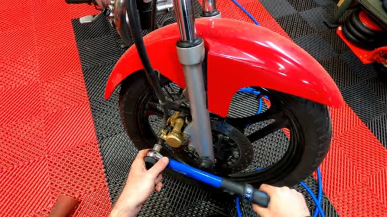 Руководство по замене тормозных колодок и очистке барабана YBR 125