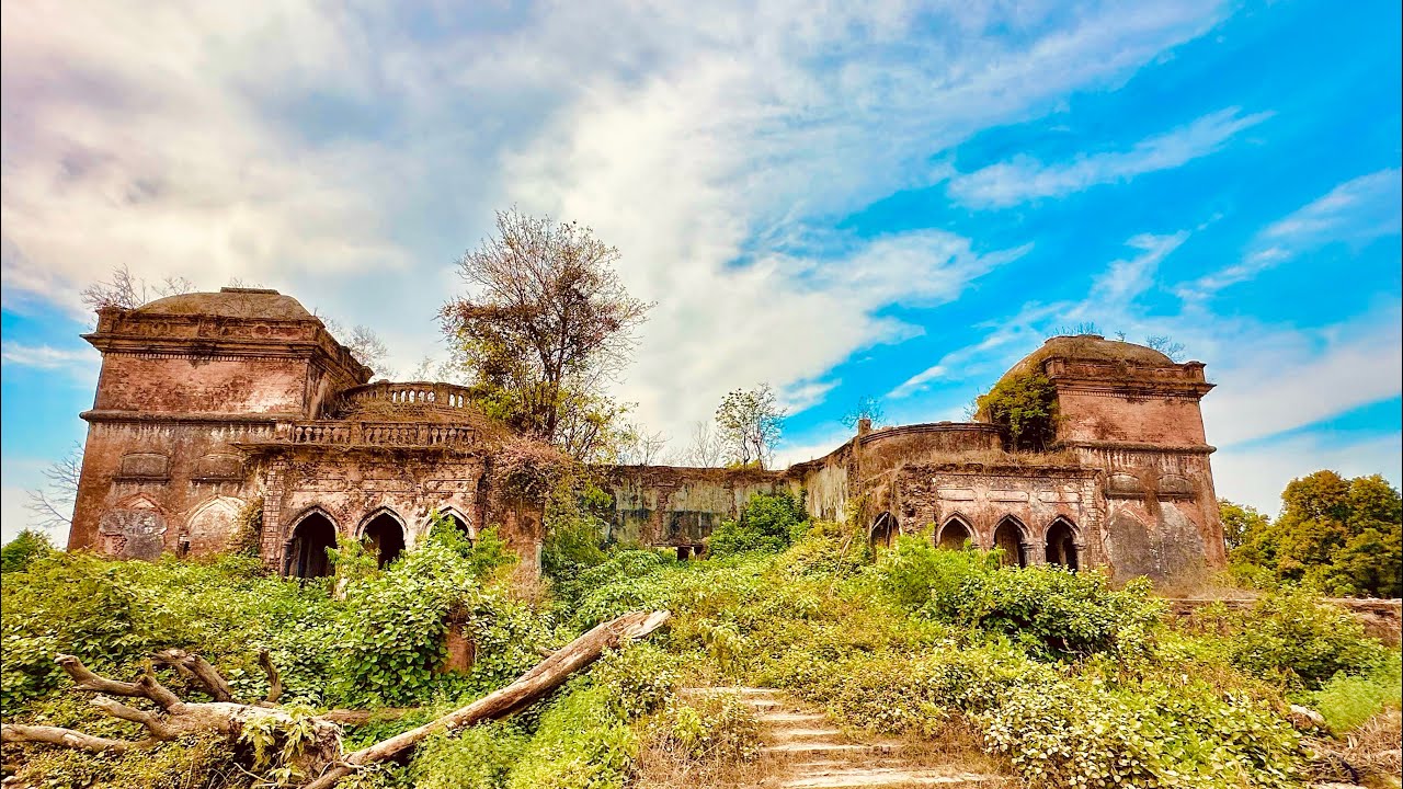 Rampur ka Bohot Purana Qila plz check - YouTube