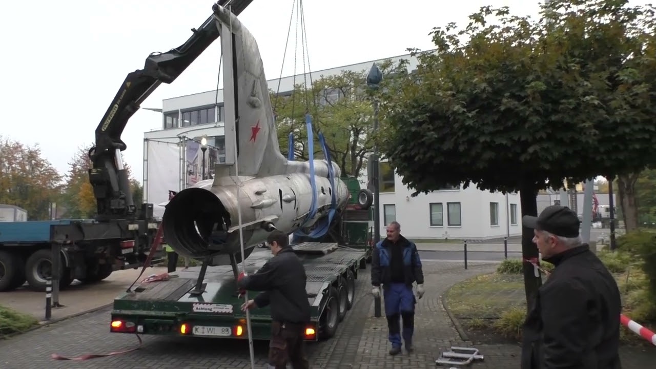 Ironie des Schicksals (2016) — Transport | Logistics & Handling