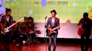 20100503 CNBlue Severance Hospital for Chrildren's Day-Now or Naver