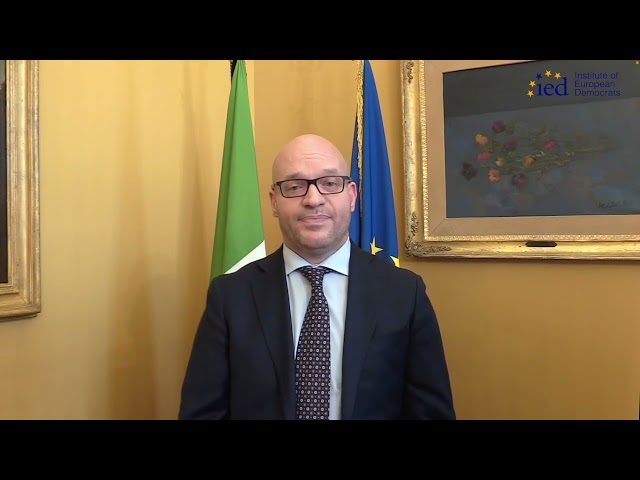 Messaggio Lorenzo Fontana