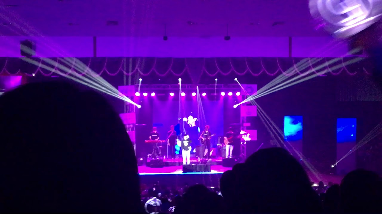 Peck’s Medley at BUS++ Charity Concert [25112018] - YouTube