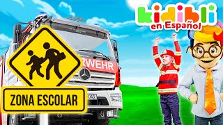 Los Niños Van A La Escuela De Bomberos | Los Niños Juegan A Fingir ⛑ Kidibli