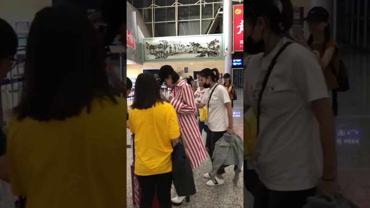 camera iphone 8 plus apk 180614 Victoria - Huangshan Airport