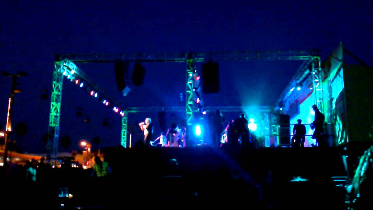 War In Concert At Santa Cruz Beach Boardwalk 2013 YouTube war-in-concert-at-santa-cruz-beach-boardwalk-2013-youtube