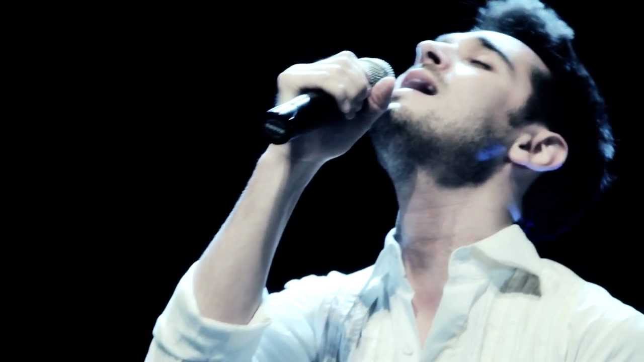 Tumbas de la gloria (Patricio Arellano, en vivo) YouTube