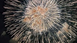 A Vallerano SPARANO💥Gli ultimi 5 minuti PIÚ PAZZI ed EMOZIONANTI dei fuochi dartificio 2026