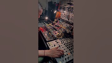 Satoshi Tomiie #modularsynth #synthesizer #eurotrack #electronicmusic #livemusic #music