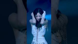 Taeyeon 태연 - Siren Live The Odd Of Love Concert In Seoul Day 1