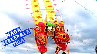 TERVIRAL LAYANGAN NAGA BERKEPAL TIGA VIRAL DI TIKTOK TERBANG DI GUMUK PASIR