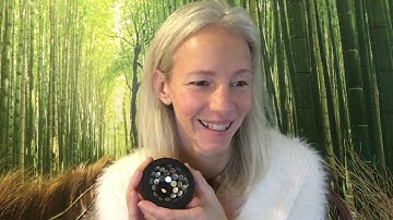 PrimerCube bowl with stand demo