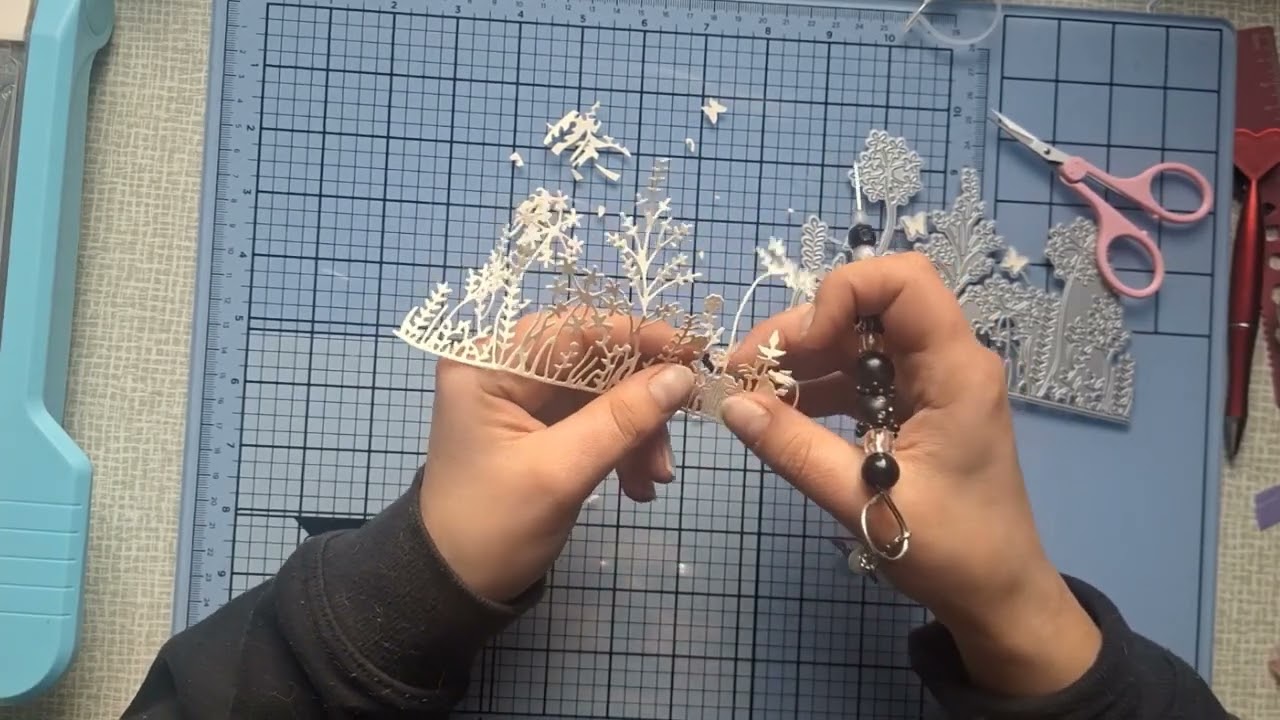 Wir versuchen eine Stanze von Monis Bastelparadies #grußkarte #kartebasteln #diykarte #karte