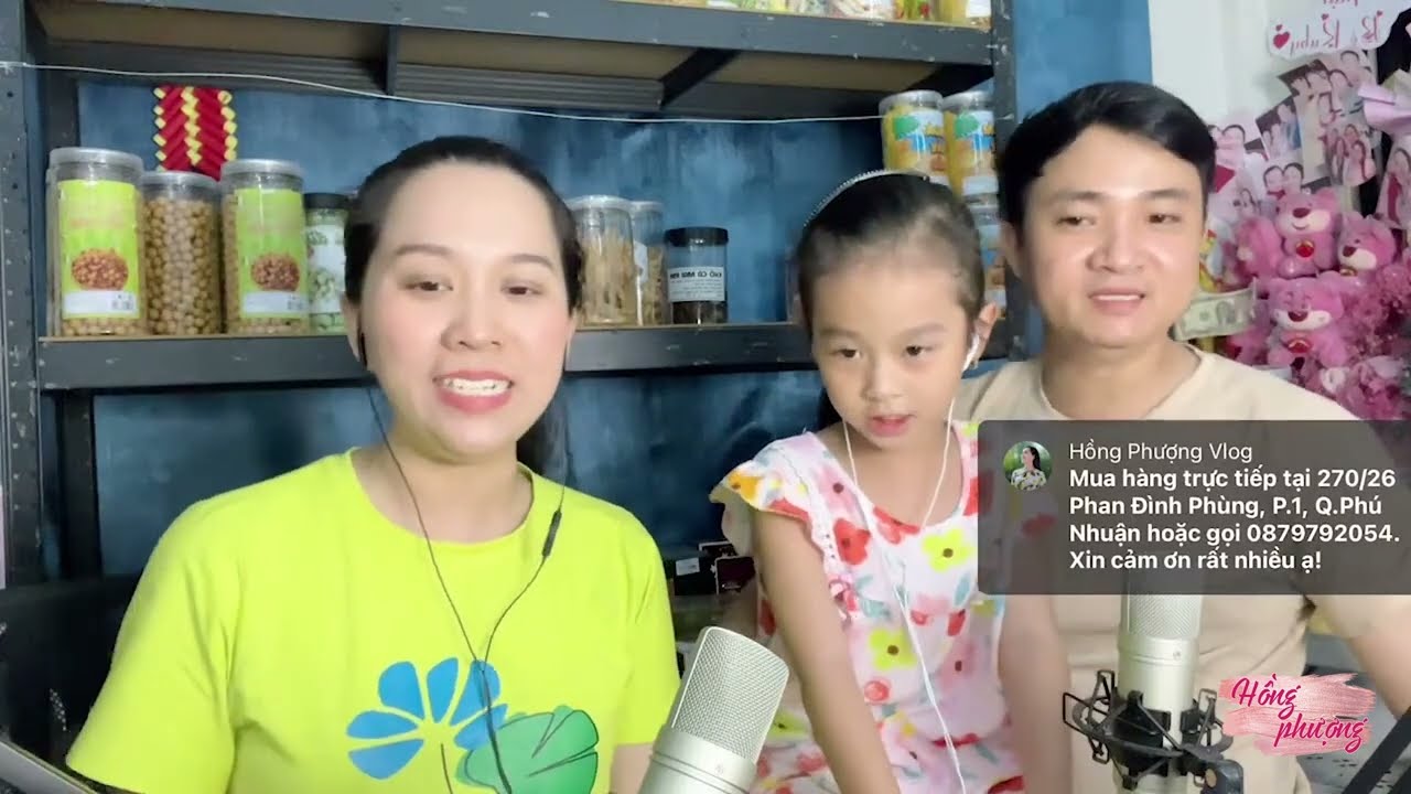 Ruby Hồng Ngân hát "Thương Em Gái Miền Tây" trong livestream của mẹ Phượng ❤️
