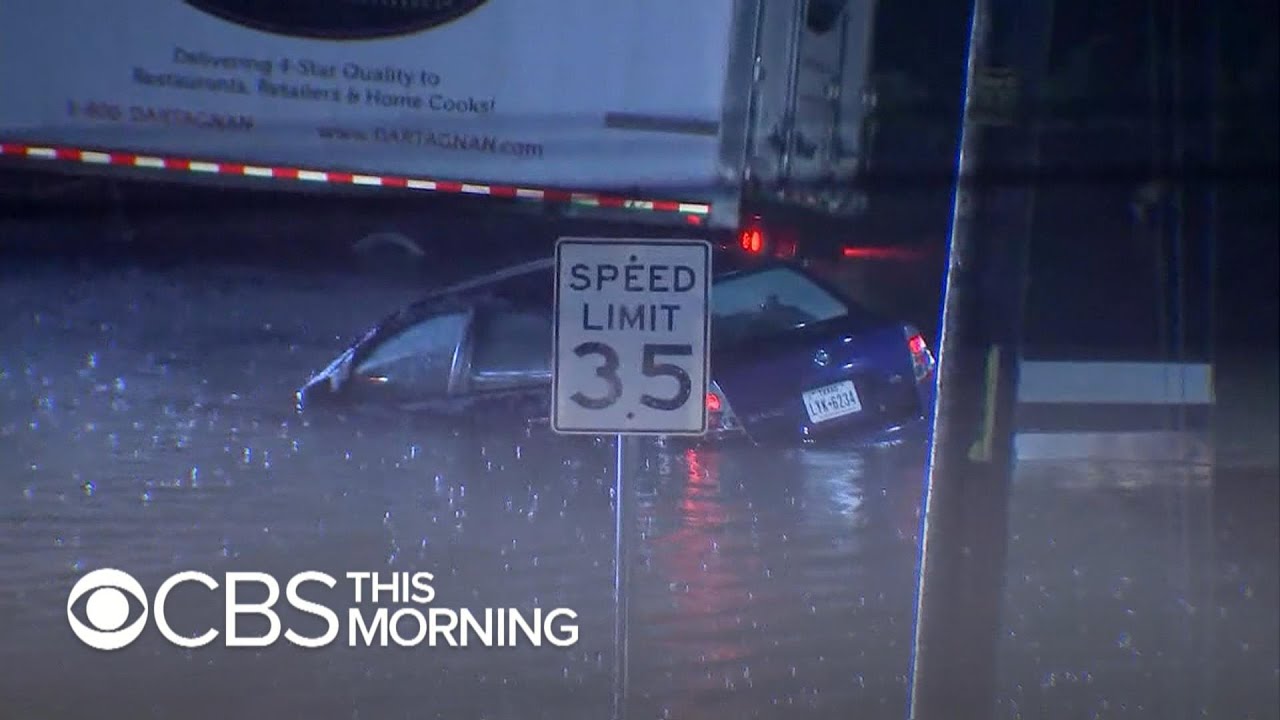 Much of Houston under water as flooding strands motorists in Texas ...