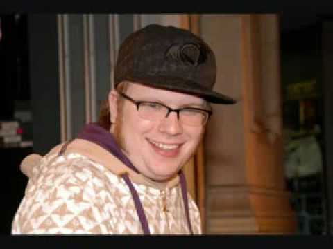 Patrick Stump acting weird