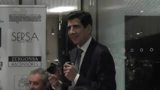 Retrato del Dr. Piñal cirujano de prestigio mundial