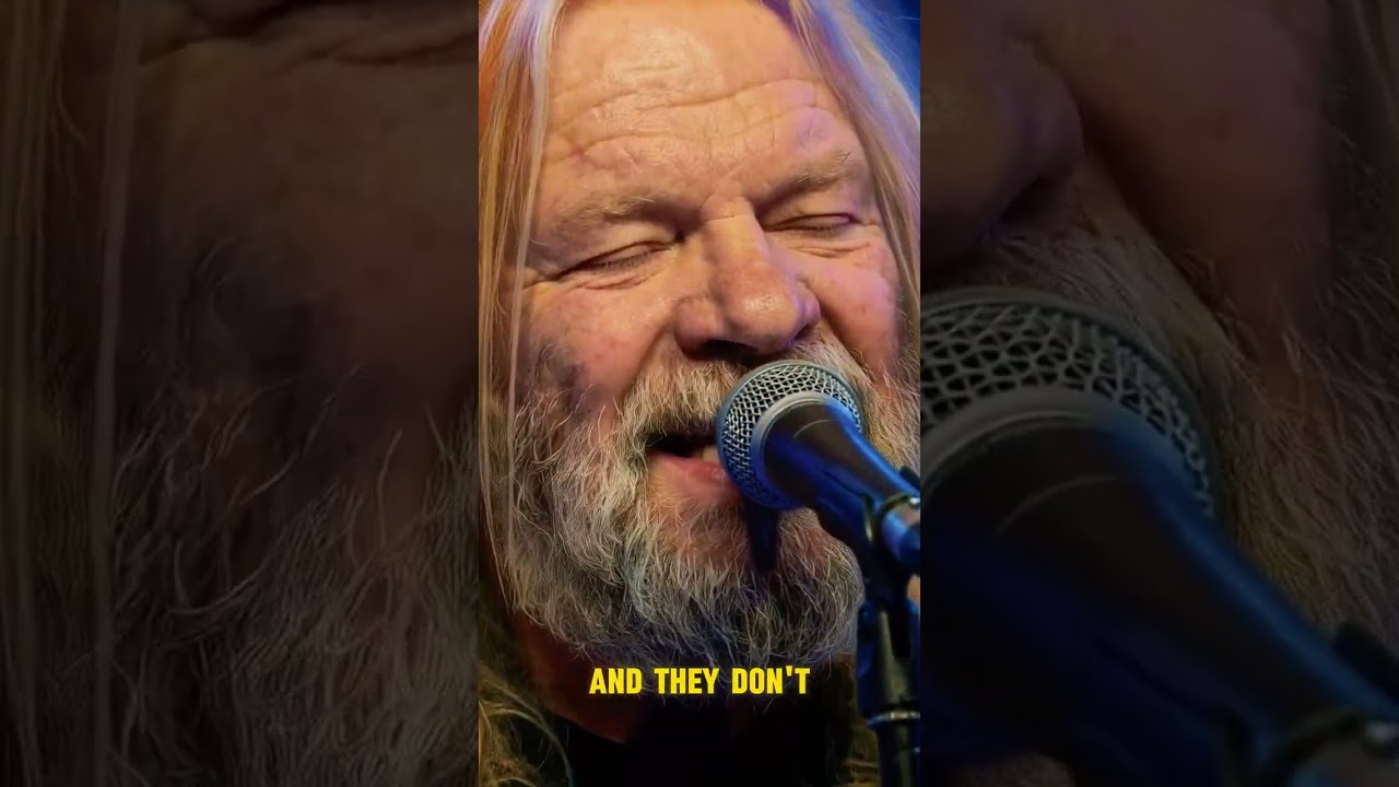 Томас Беннетт рассказывает о том, каково быть мужчиной на шоу «America’s Got Talent» | Судьи в сл...