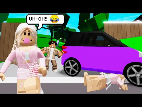 OUR MOM HIRED THE WORST BABYSITTER! *brookhaven roleplay