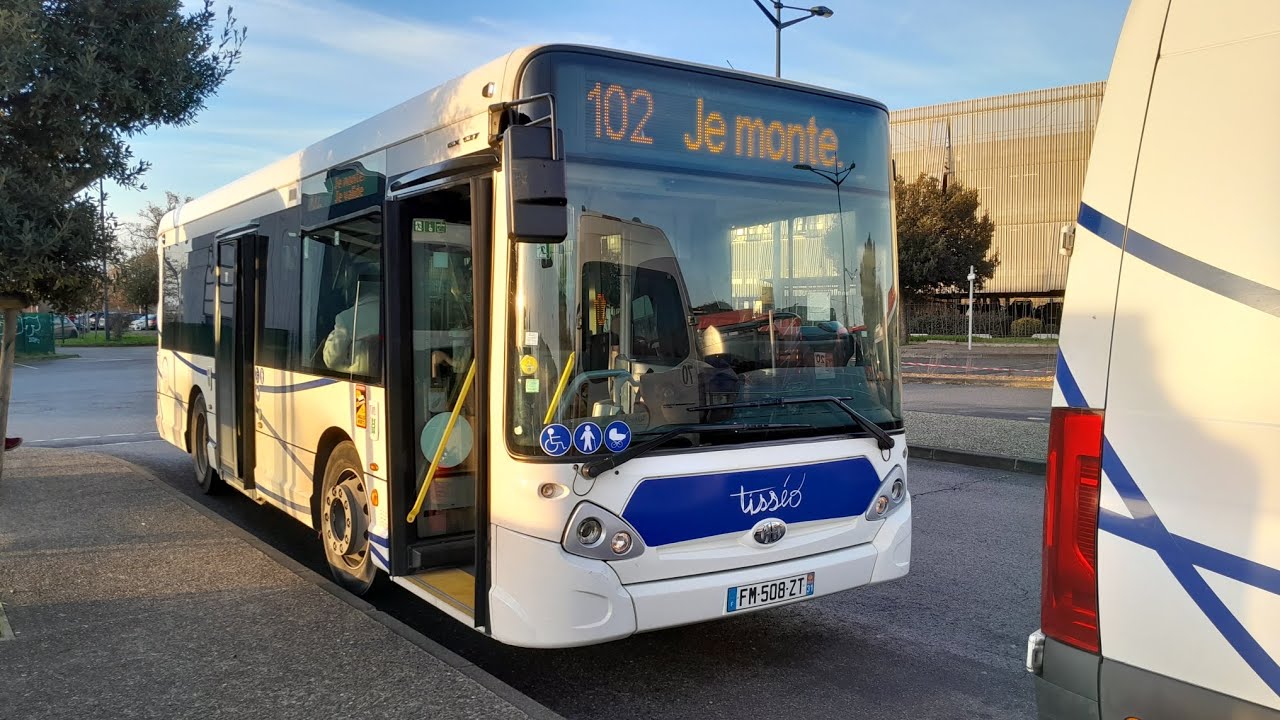Heuliez bus GX 137 Voith sur la ligne 102 - YouTube