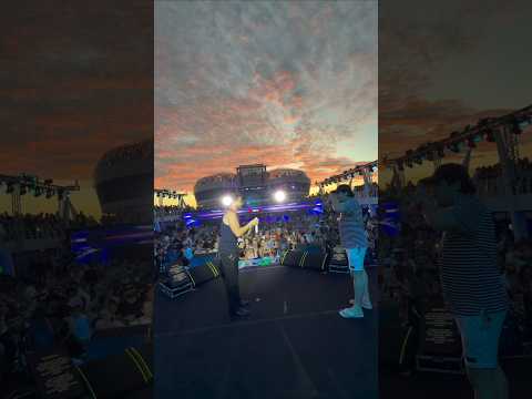 Wesley Safadão e Natanzinho Lima amanhecendo o dia com o Tirullipa no navio