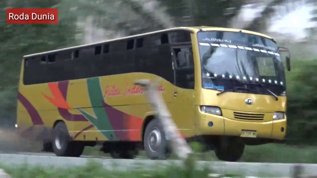 Bus dan truck menikung, menurun dan menanjak