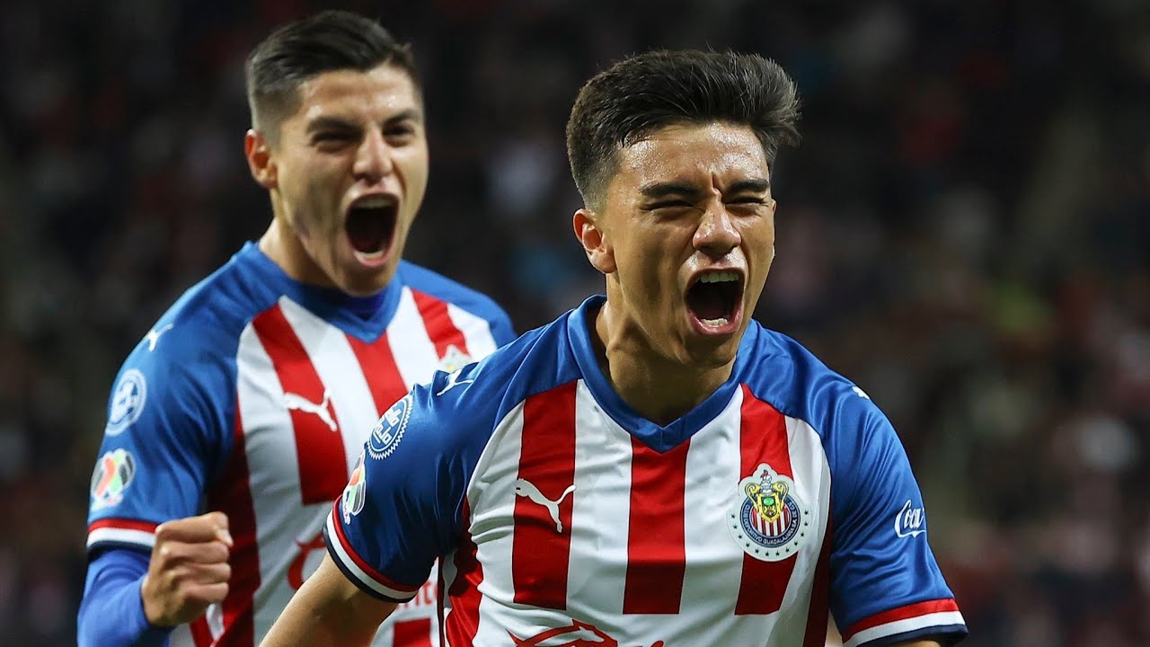 GOLAZO de FERNANDO 'NENE' BELTRÁN vs TOLUCA | Primer GOL en su CARRERA | Chivas vs Toluca 2-2 🎯
