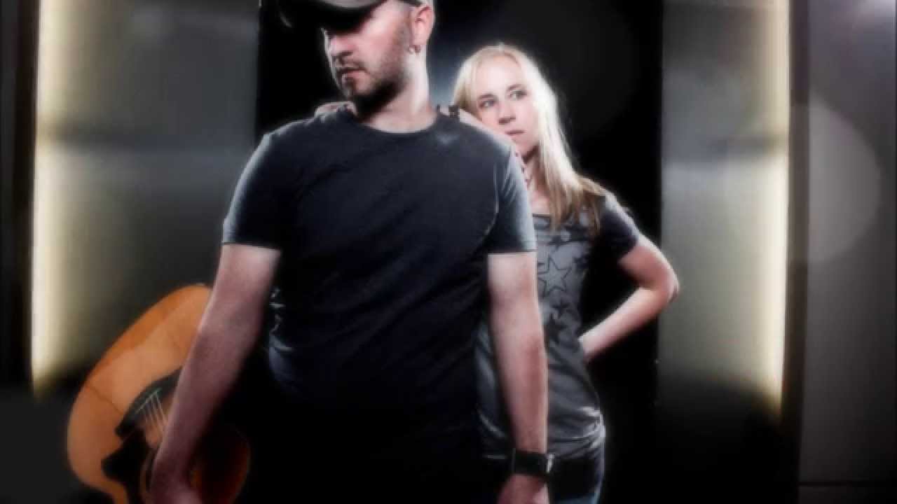 Assista a NEELY - Falling Down (Official Lyric Video) no YouTube Assista a NEELY - Falling Down (Official Lyric Video) no YouTube