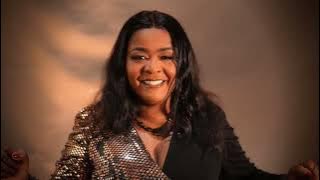 Dr. Favoured Martha - Ndineneko ( music video)