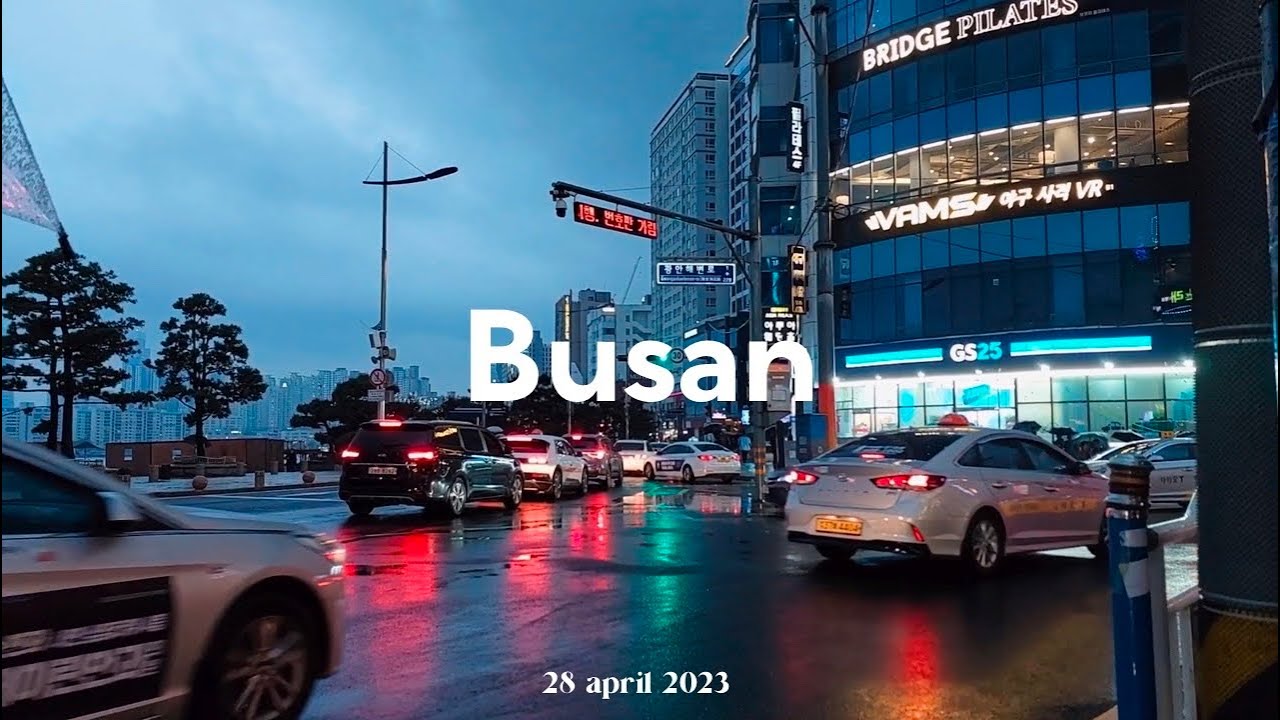 Busan day 1 🌼 train to Busan, Oryukdo skywalk and Gwanggali beach 🌊