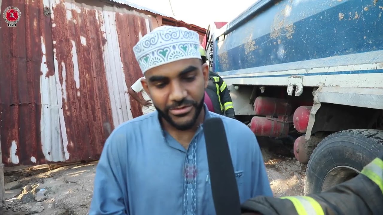 WATU WATATU WAMEPATA AJALI YA GARI AINA YA SCANIA