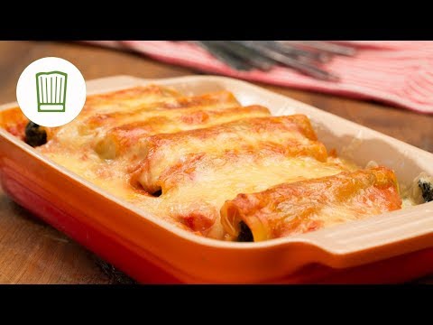 Video: Wie Man Cannelloni Mit Käse Backt