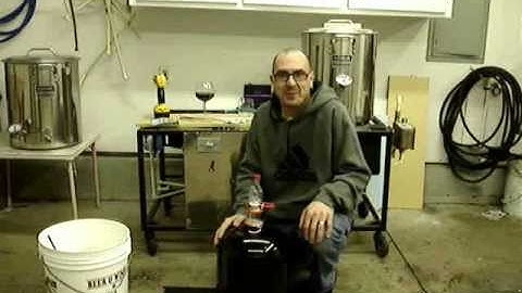 HOW TO MAKE WINE FROM A WINEXPERT KIT PART 2