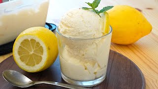 Il gelato al Limone fatto in casa, con solo 4 ingredienti e senza gelatiera